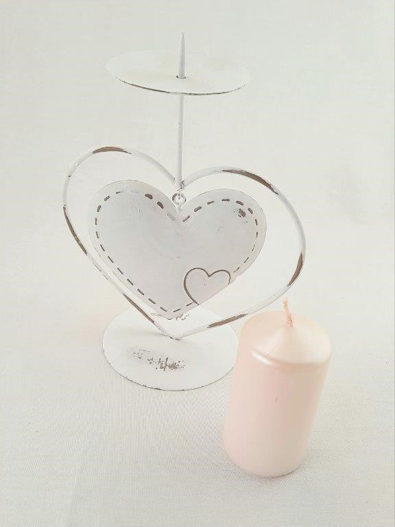 KOVOVÝ BÍLÝ SVÍCEN VINTAGE SRDCE 