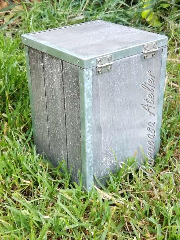 DEKORAČNÍ DŘEVĚNÝ BOX NA POKLADY VŠEHO DRUHU - NEW YORK 1968 - 14CM