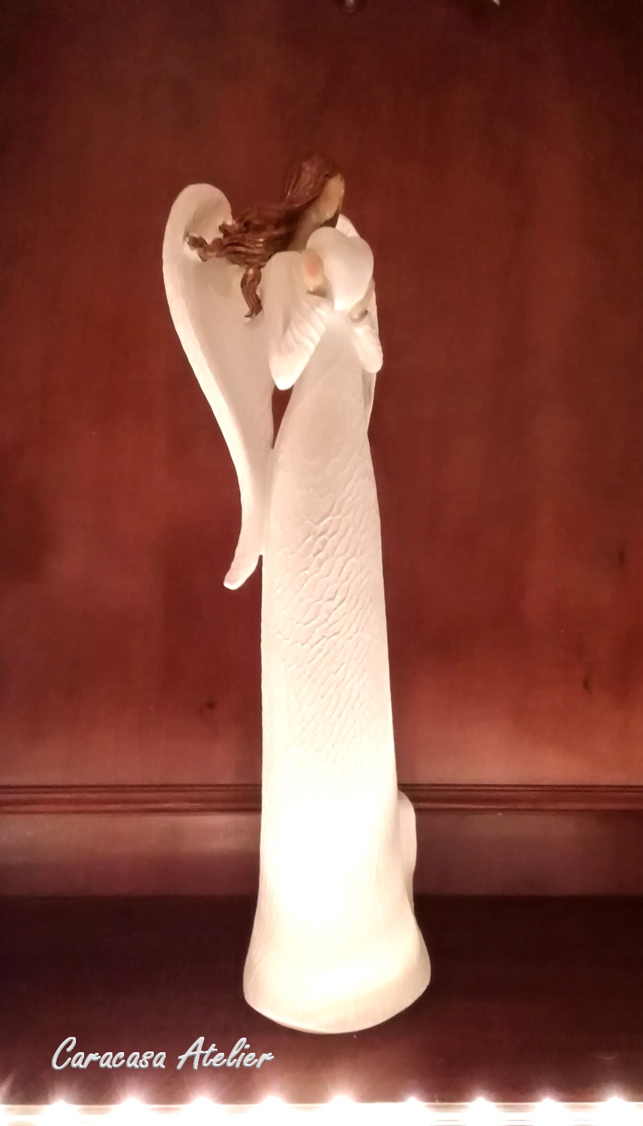 VELKÝ ANDĚL SE SRDÍČKEM - SOŠKA 50 CM - POLYSTONE 