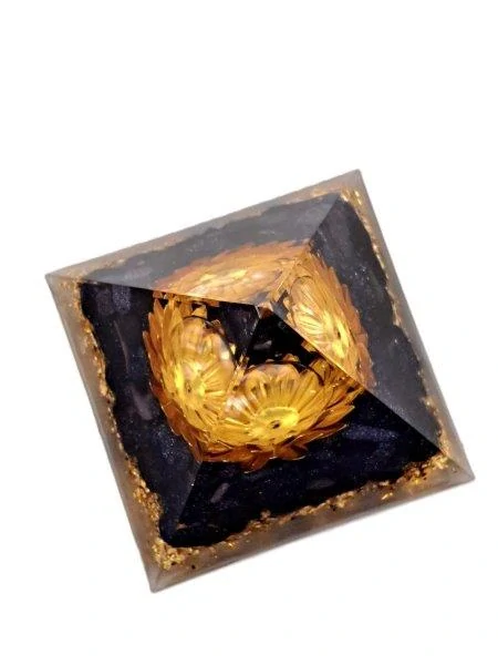 FENG SHUI ORGONIT PYRAMIDA LOTOSOVÝ KVĚT 5 cm