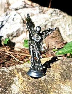 ARCHANDĚL MICHAEL MALÁ KOVOVÁ SOŠKA 8 cm