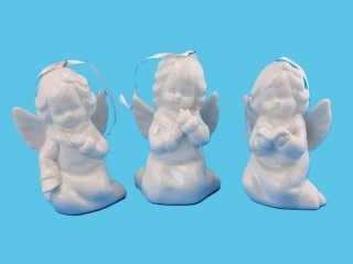VÁNOČNÍ ANDÍLEK K ZAVĚŠENÍ I POSTAVENÍ - 3x SOŠKA 8 CM